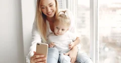 Sharenting – co to jest i jak chronić prywatność dziecka w internecie?