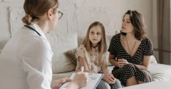 Mononukleoza u dzieci – objawy, badania i powrót do przedszkola lub szkoły